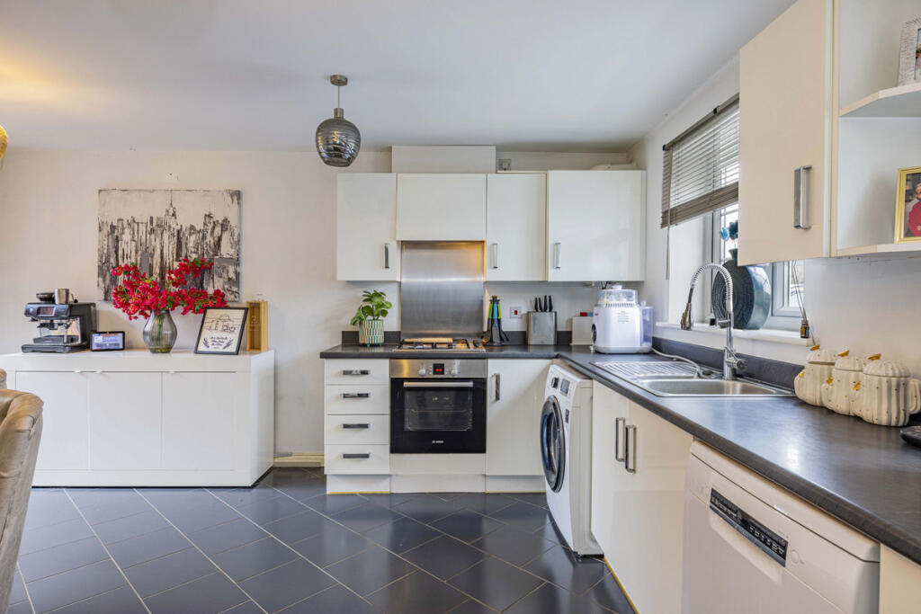 House in Ilkeston - More