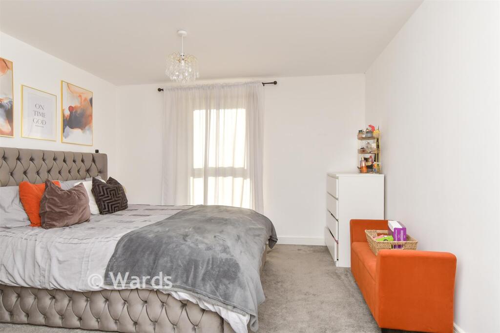 Apartment in Dartford - More