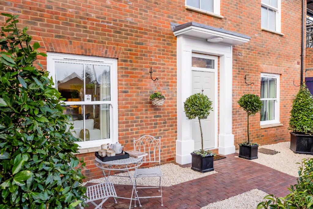 Main image of property: The Dean,
Alresford,
SO249BQ