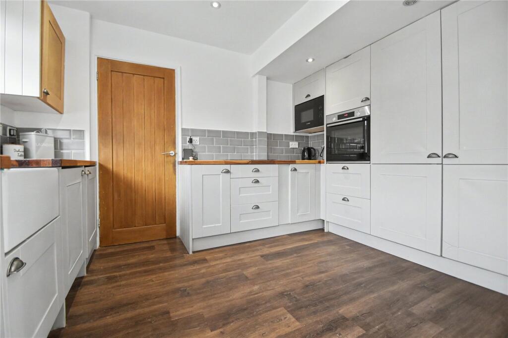 House in Tonbridge - View 5