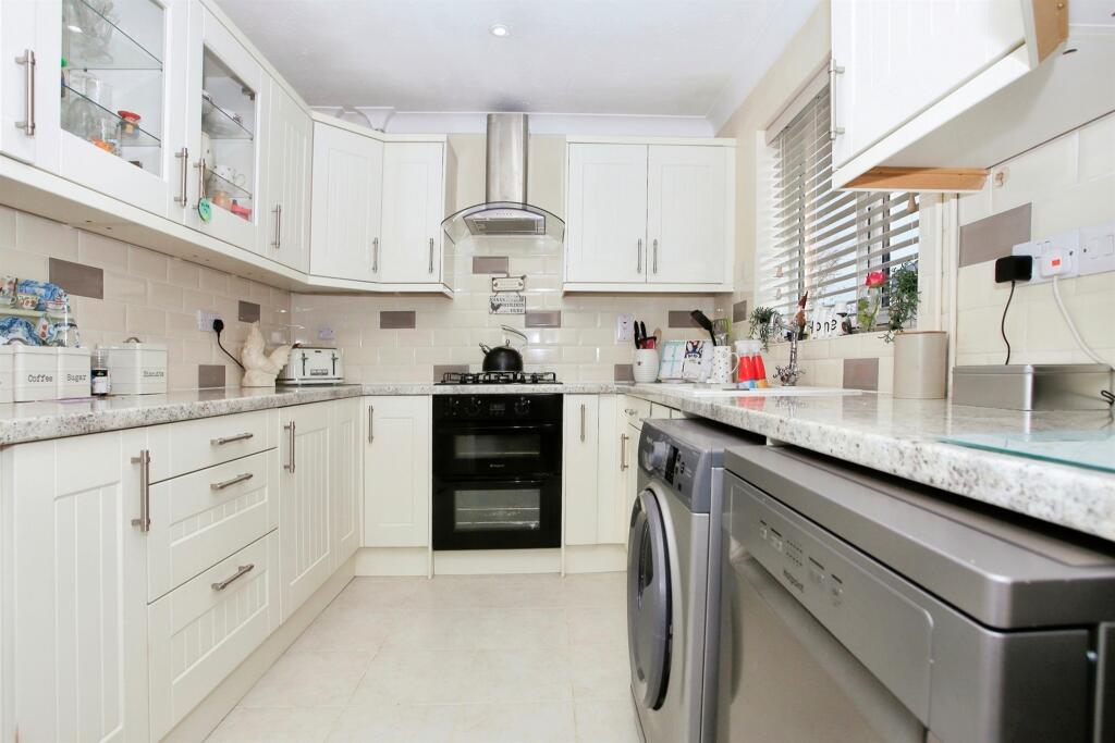 2-bed bungalow on Barham Close, Peterborough, £260,000