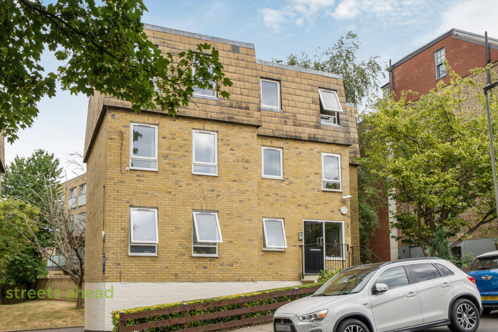Main image of property: Jasper Road, London, SE19