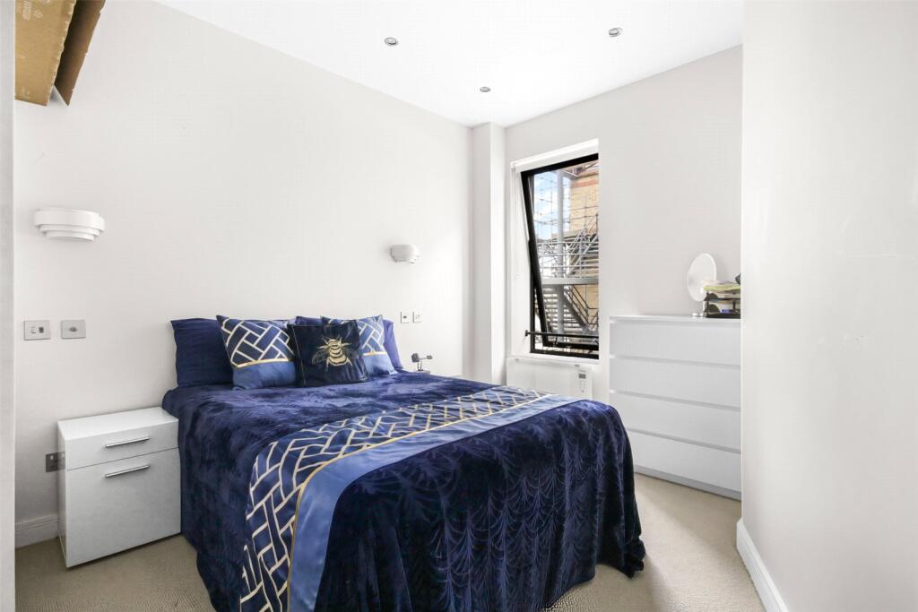 Apartment in Bracknell - View 5