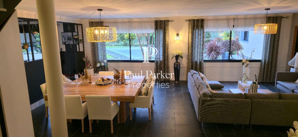 Main image of property: Pays de la Loire, Sarthe, Arnage