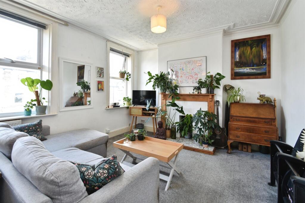Apartment in Harrogate - View 4