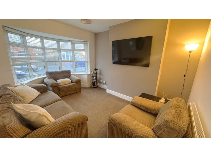 Larbreck Avenue - Blackpool - FY3 8EF photo 4