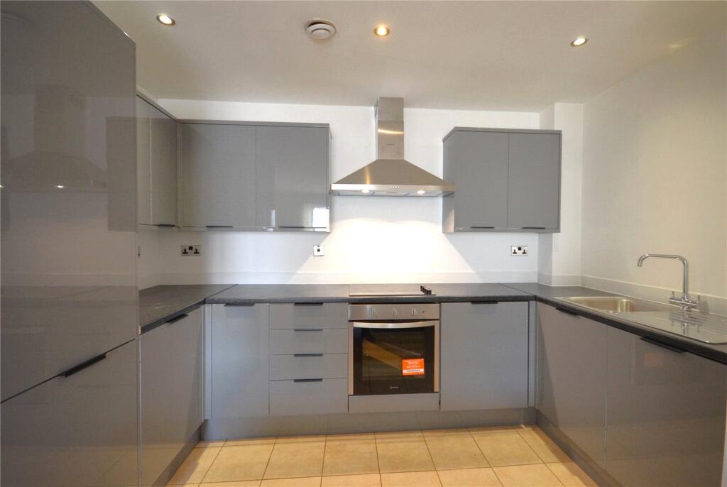Apartment in Manchester - View 5