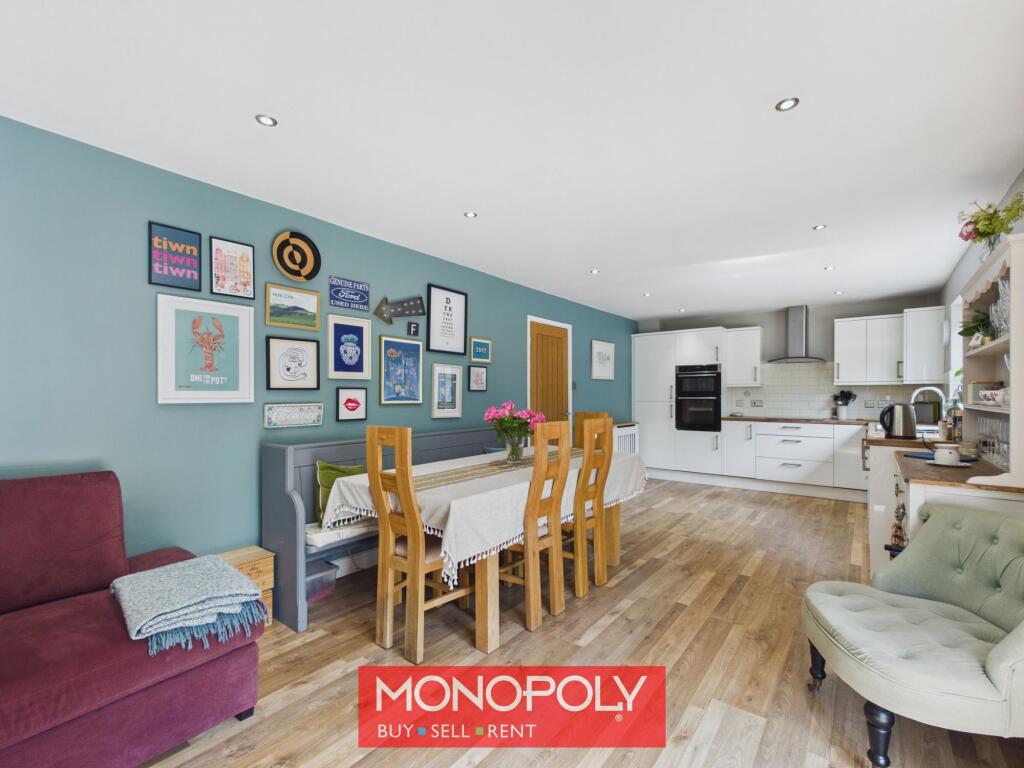 Bryn Eryl, Ruthin, LL15 photo 4