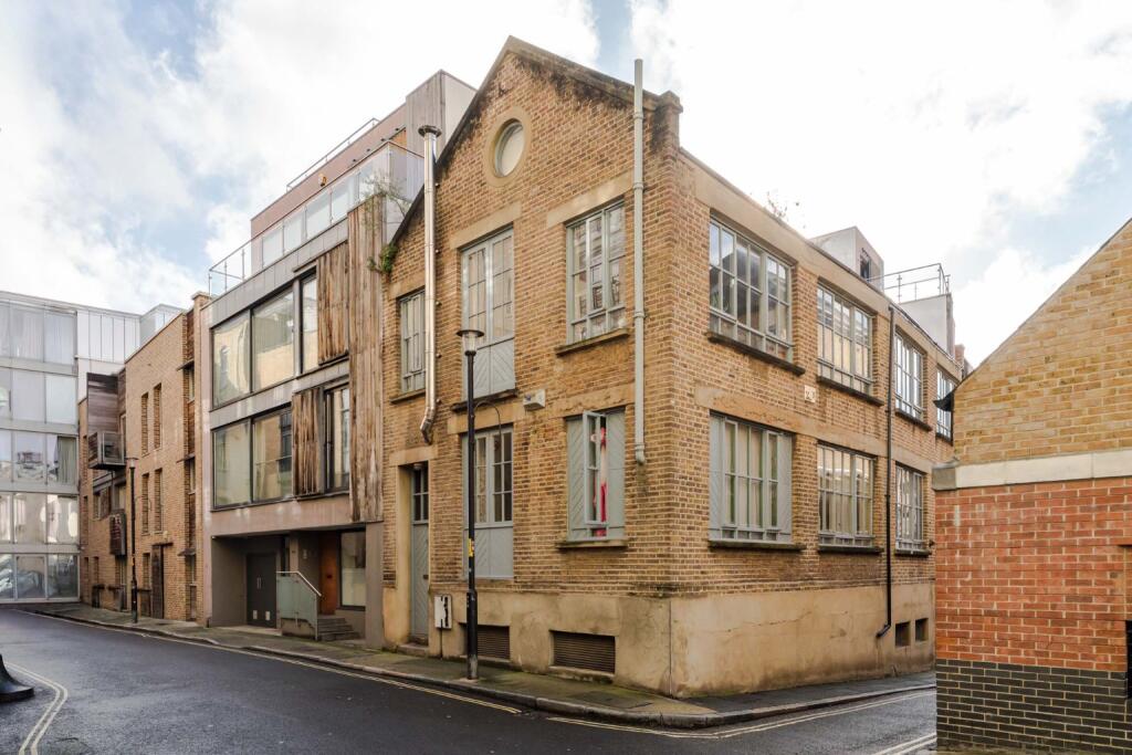 Main image of property: Bermondsey Wall West, Bermondsey, London, SE16