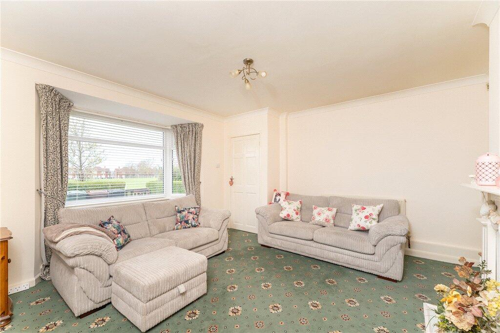 Cardinal Square, Leeds, West Yorkshire, LS11 photo 2