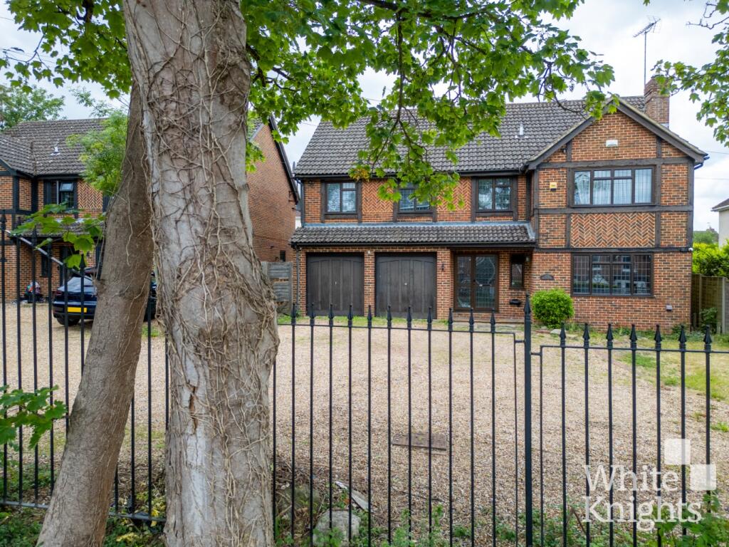 Main image of property: Basingstoke Road, Spencers Wood, Reading, RG7 1AL