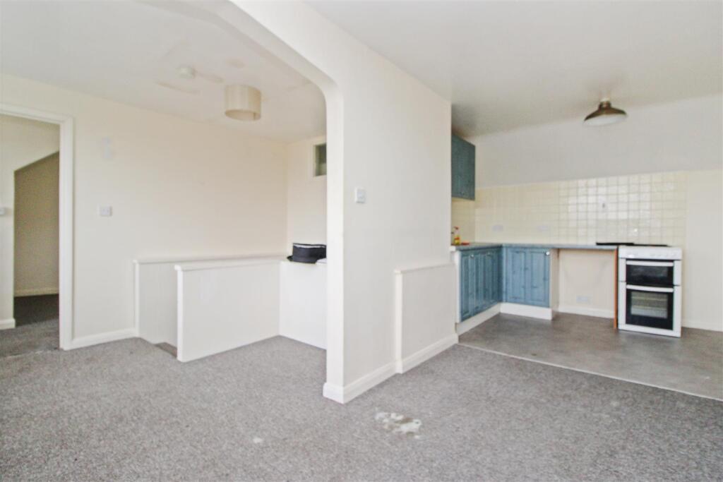 Apartment in Canterbury - View 2