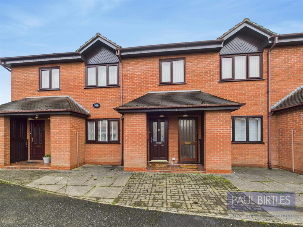 Main image of property: Legwood Court, Off Flixton Road, Urmston, Trafford, M41 5BQ