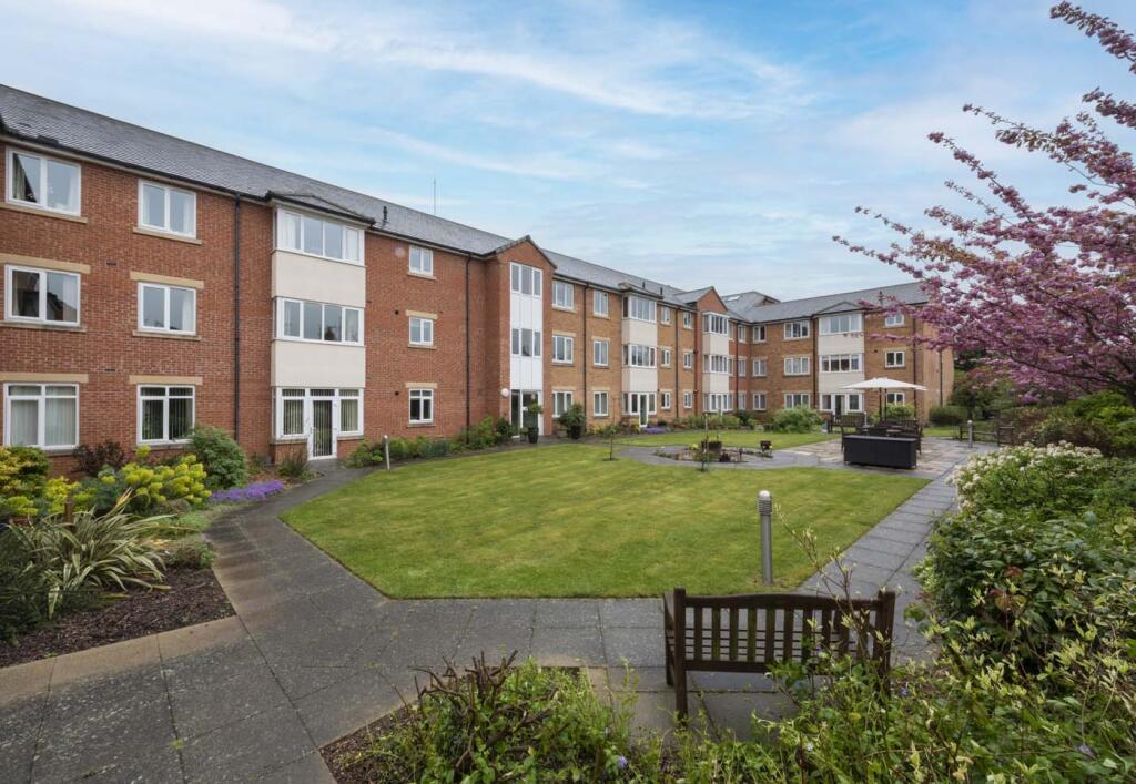 Apartment in Peterborough - More