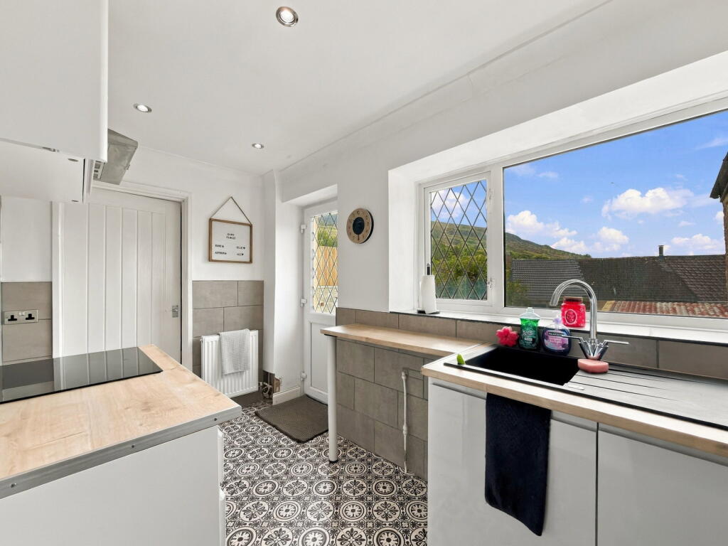 House in Newport, Nantyglo and Blaina - View 4