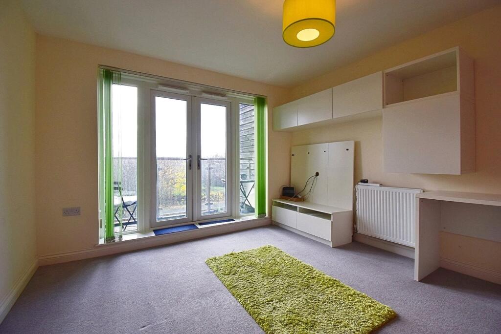 Apartment in Reading - View 2