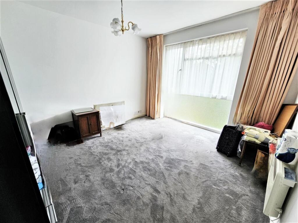 Apartment in Harrow - View 5