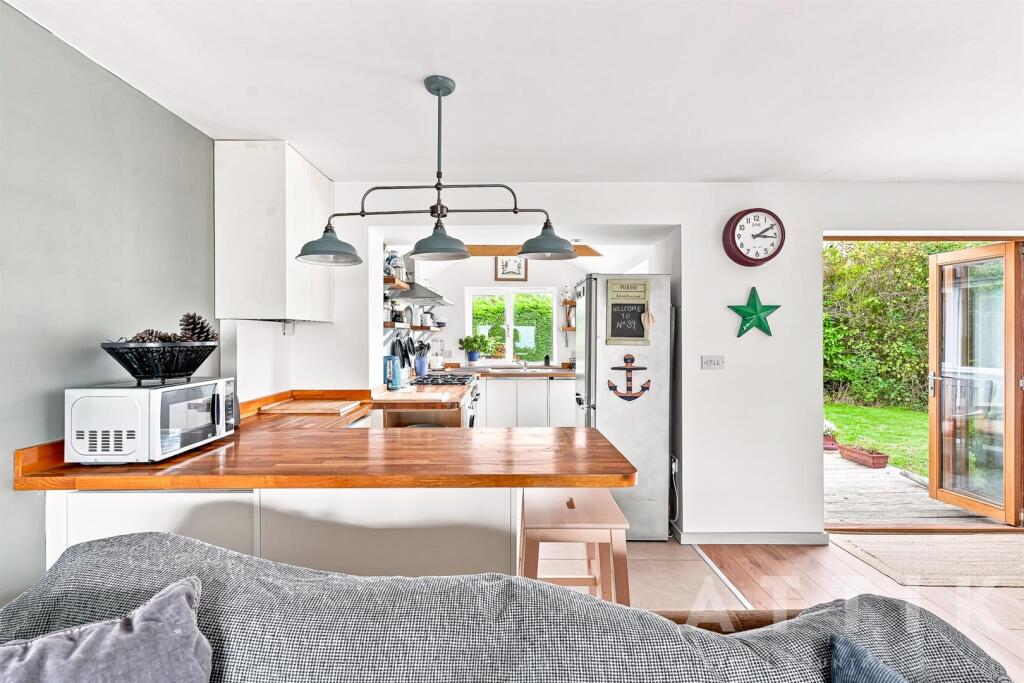House in Ipswich - View 4