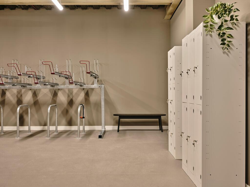 36 Leadenhall Street  Bike Store.jpg
