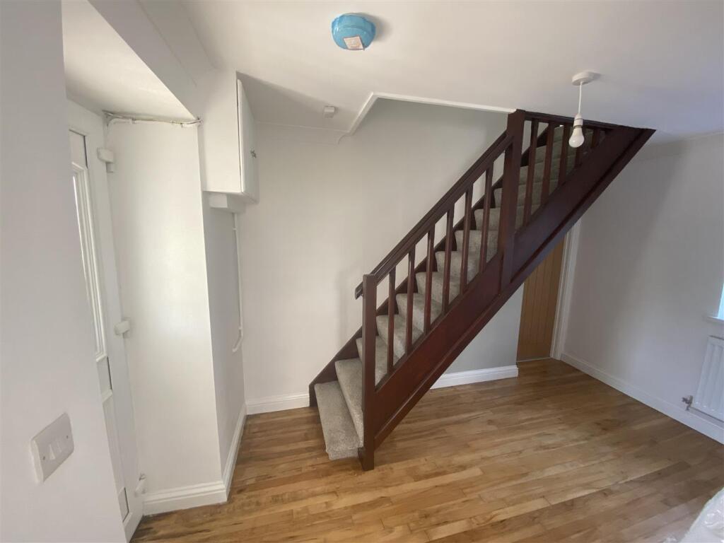 White Hart Cottages, Machen, Caerphilly - View 5