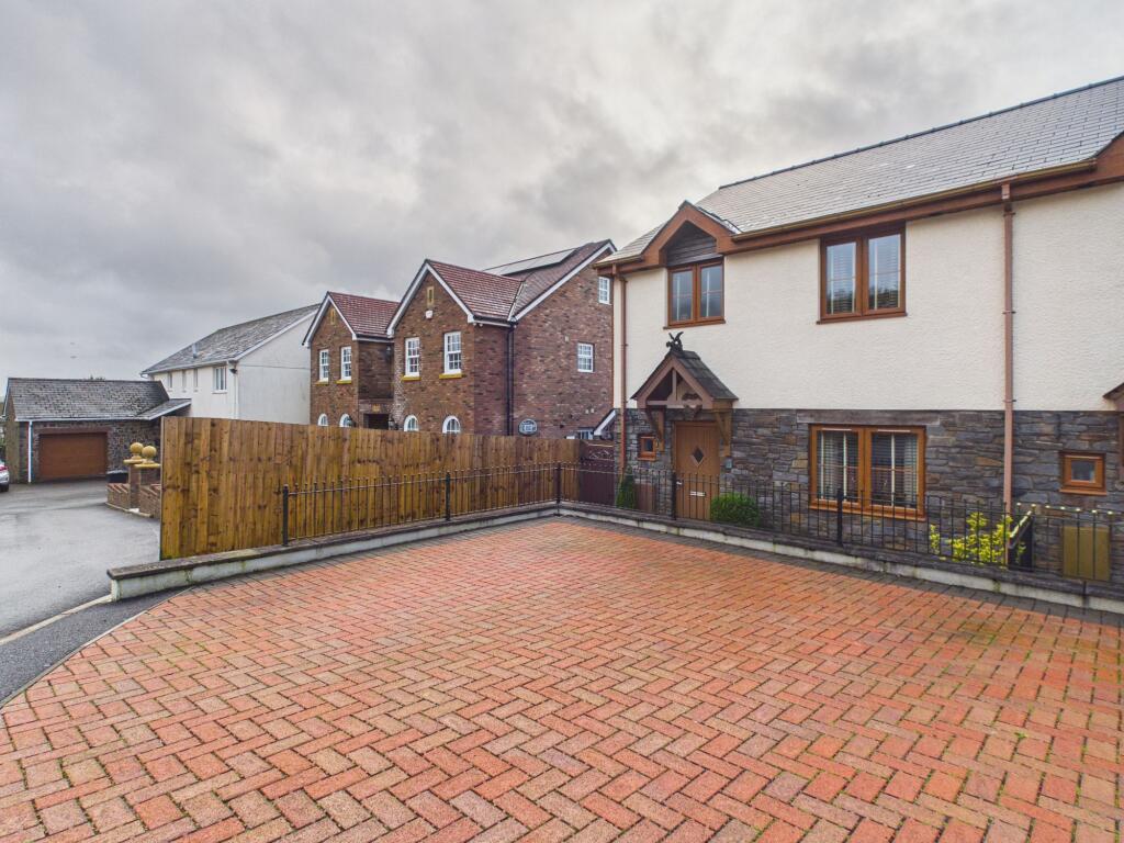 Main image of property: Bethel Place, Nantyglo, NP23