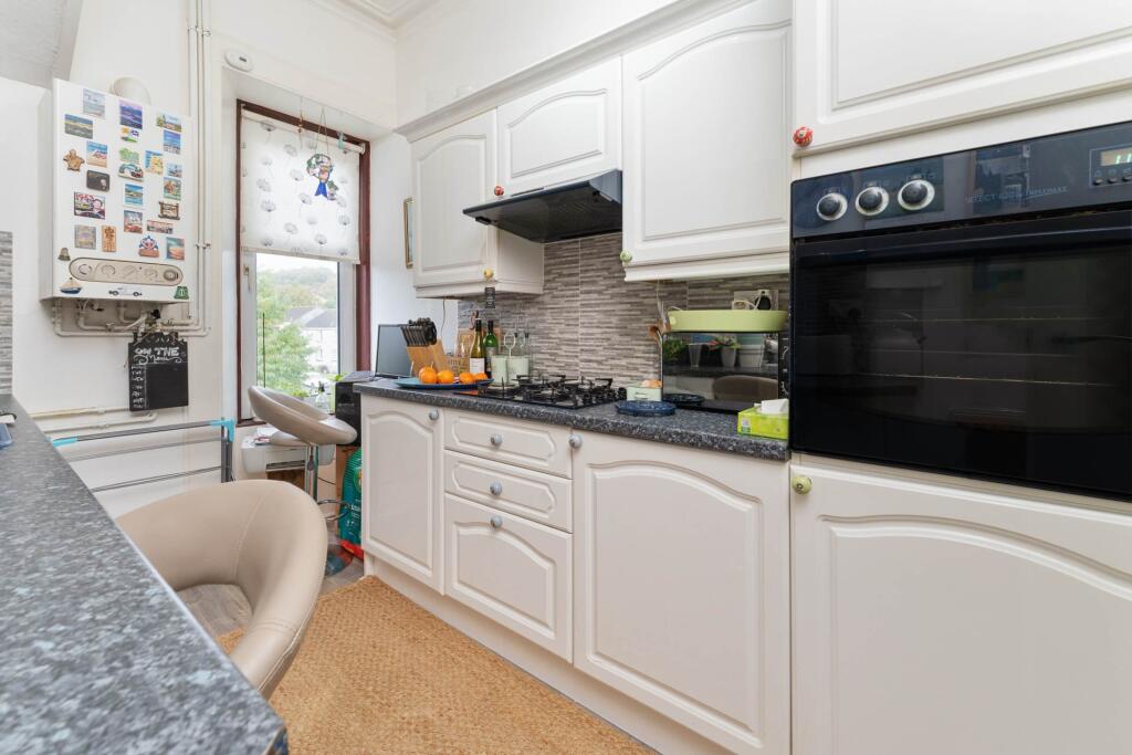 Apartment in Paisley - View 5