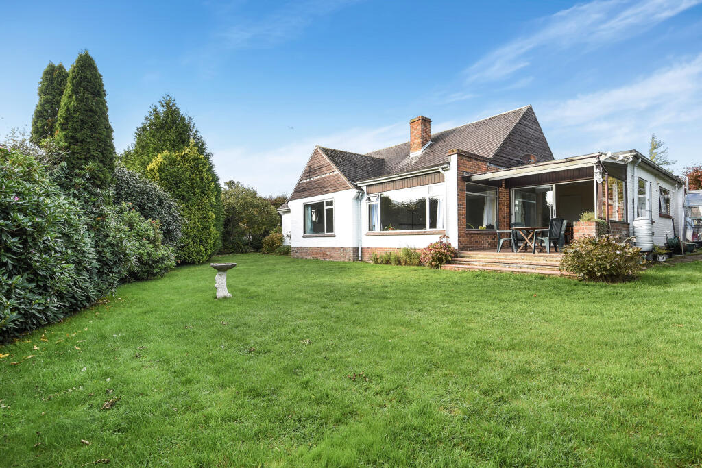 Main image of property: Maturin Close, Lymington, Hampshire, SO41