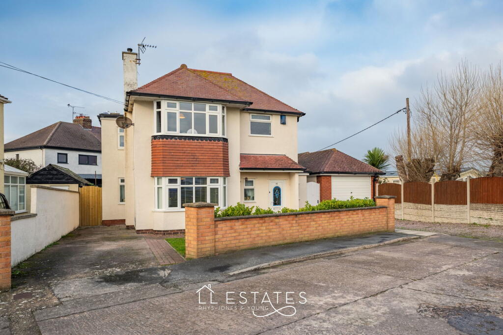 Main image of property: 42 Victoria Road West