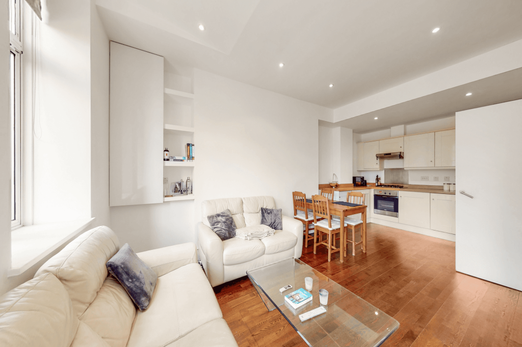 Apartment in London - View 4