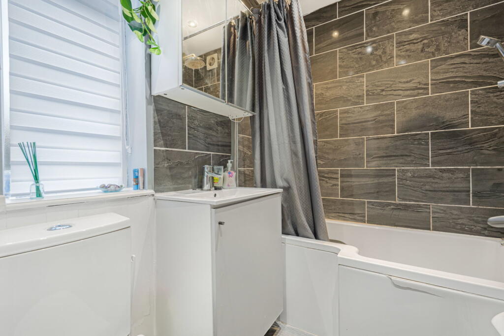 House in Chelmsford - View 5