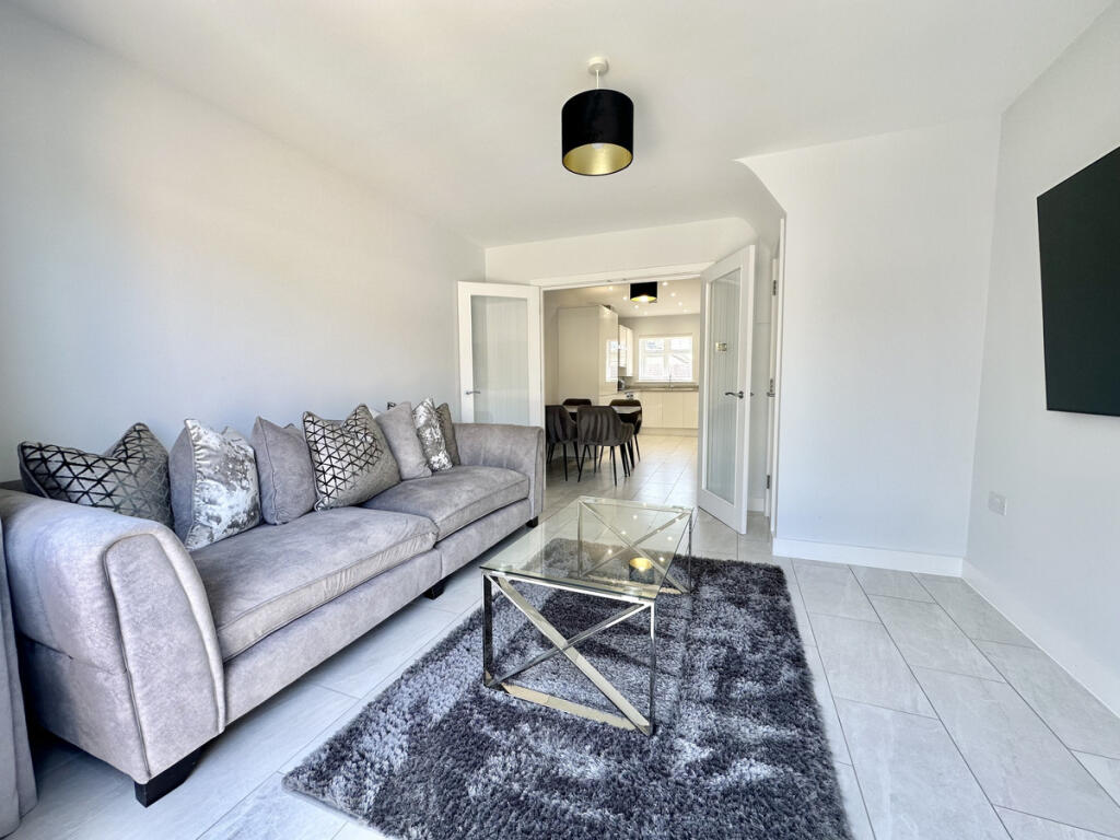 Additional image 4 of Catherine Close, Parkstone, Poole, BH12