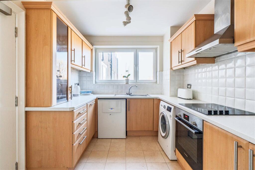 Apartment in Newcastle upon Tyne, Tyne and Wear - View 5