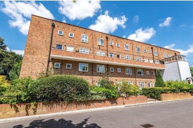 Main image of property: Stroud Crescent, Wandsworth, London