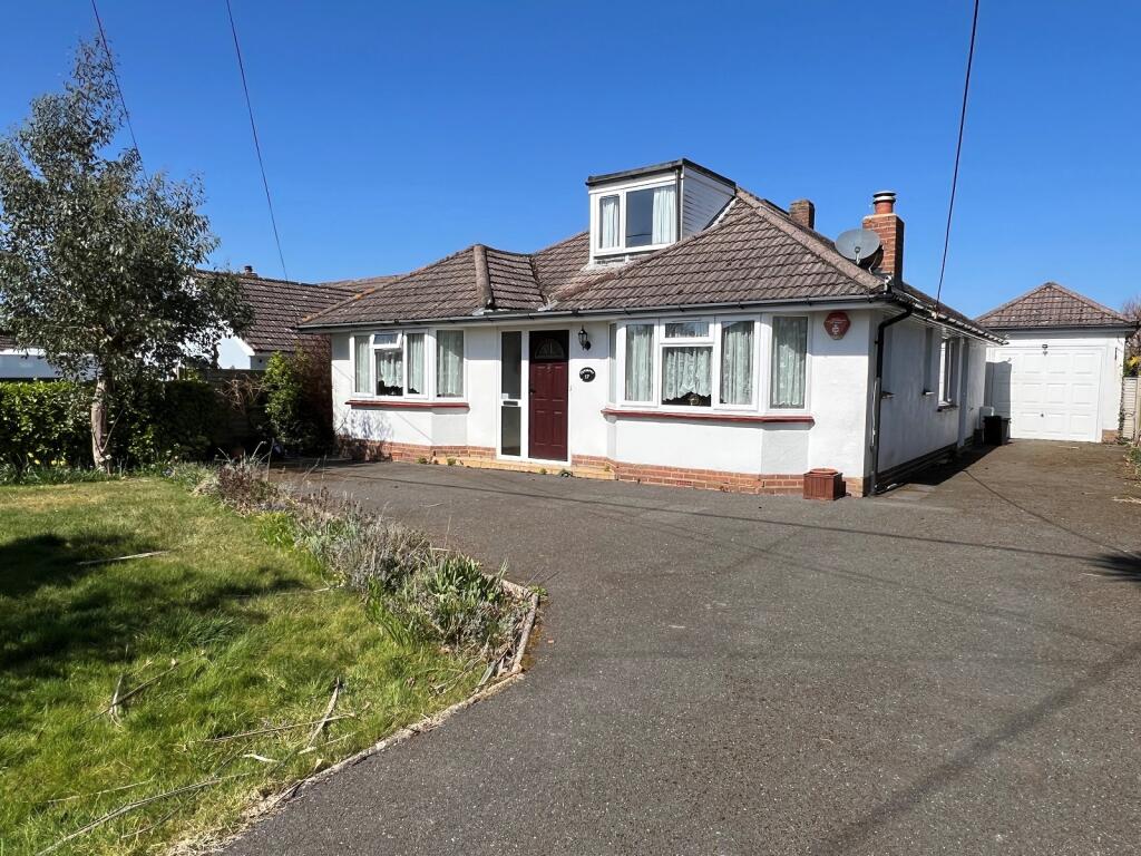 3-bed other on Green Lane, Barton On Sea, New Milton, Hampshire. BH25 7AU, £509,950