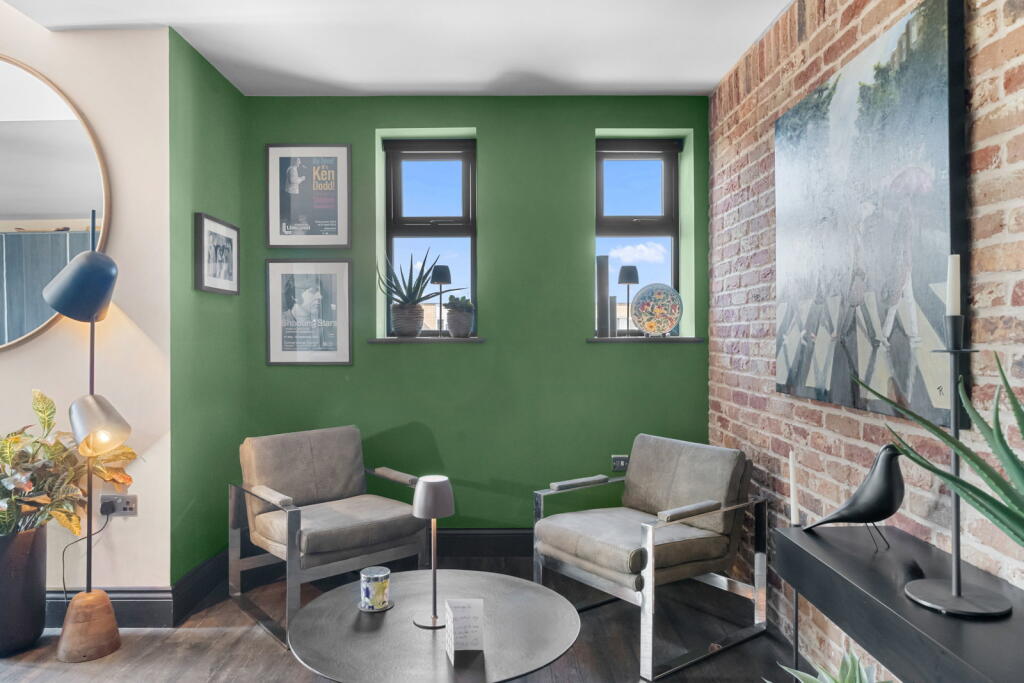 Apartment in Sefton, Liverpool City Region - More