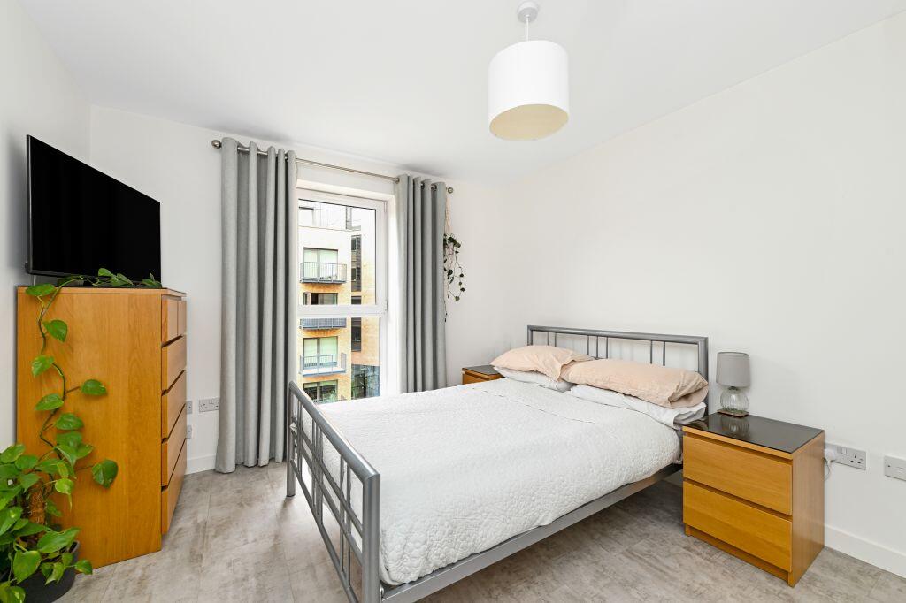 Apartment in Edinburgh - More