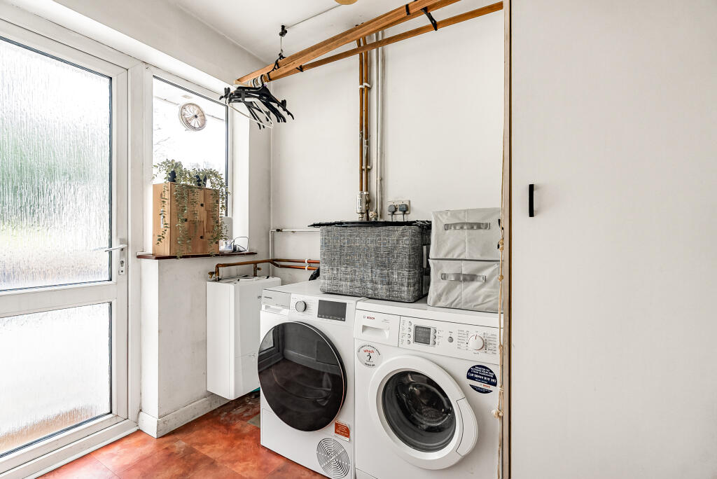 Additional image 19 of Roundabout Lane, Welwyn, Welwyn, AL6