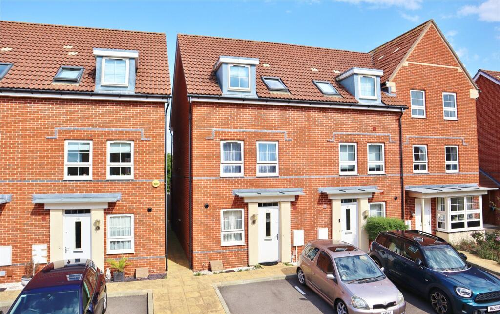 3-bed terraced on Quicksilver Street, Worthing, West Sussex, BN13, £380,000