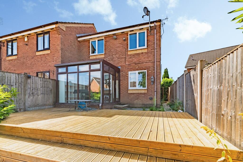 Main image of property: Franklin Close, Arnold, Nottinghamshire, NG5