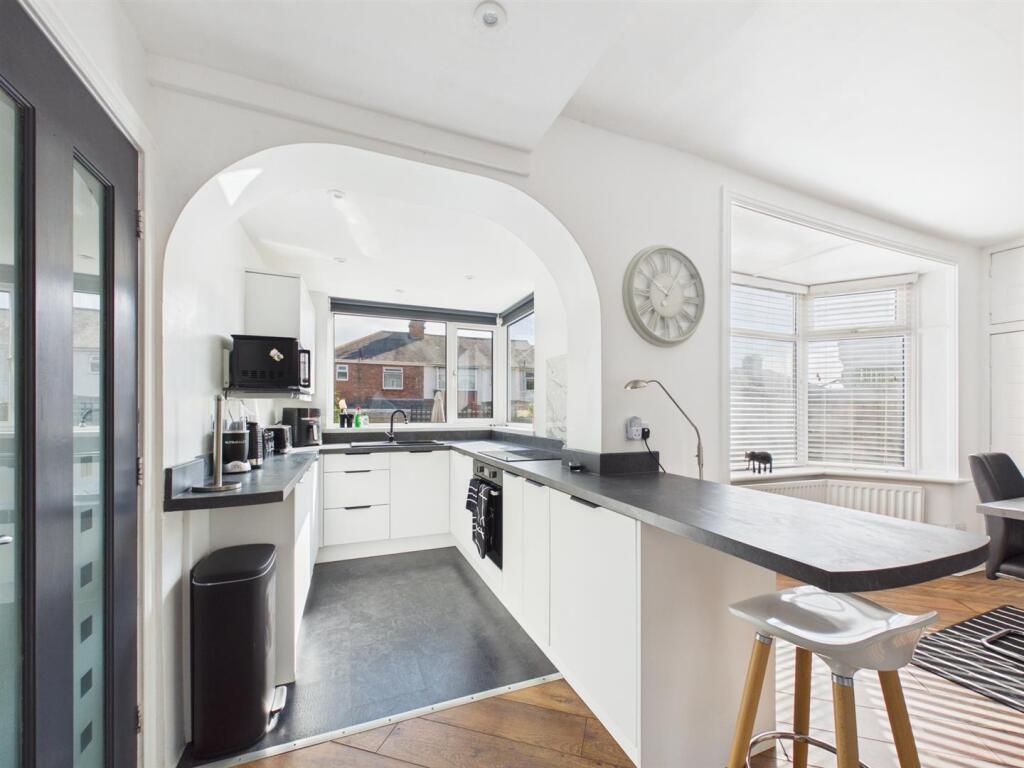 Hollywell Road, North Shields photo 4