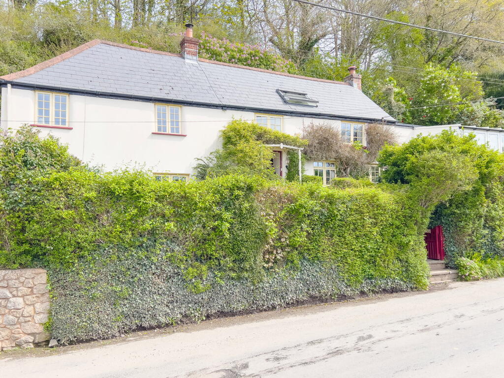 Main image of property: Nadderwater, Exeter