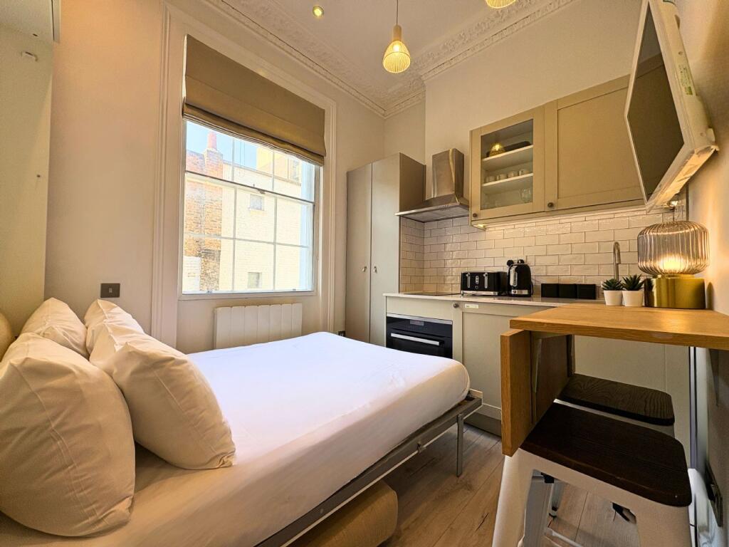 Apartment in London - View 4