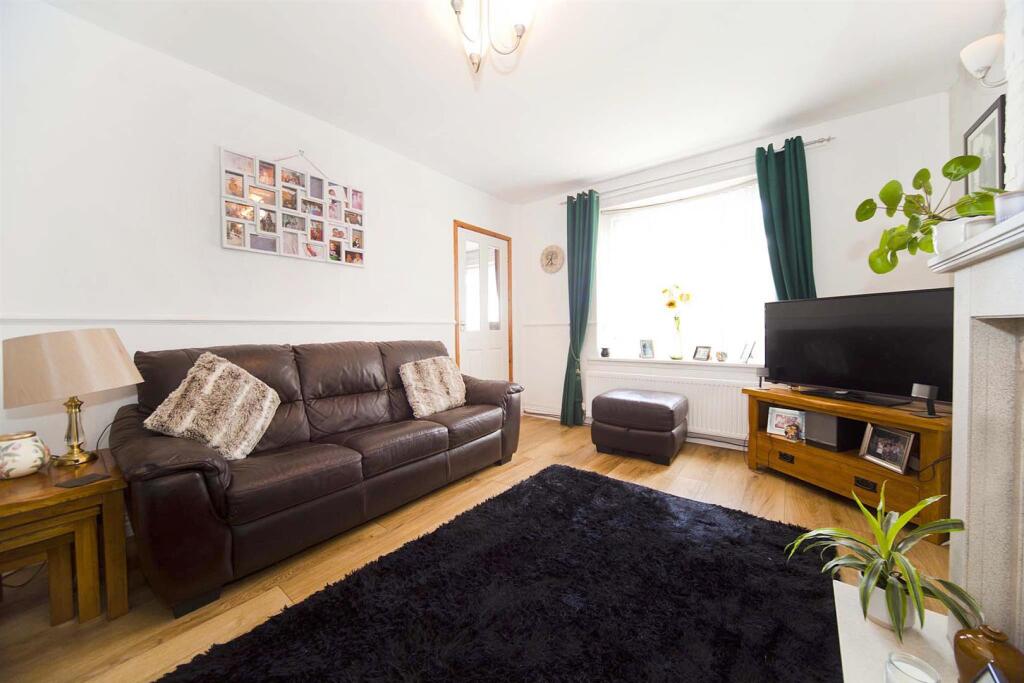 House in Stockton-on-Tees - More