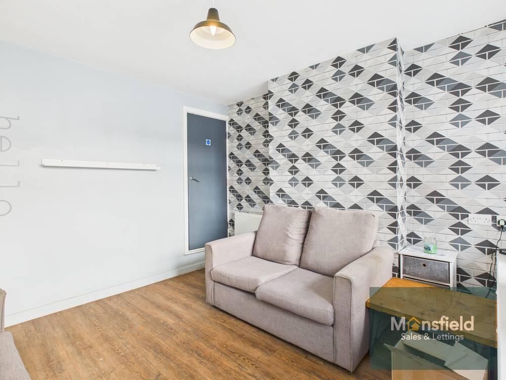 House in Ashfield, Sutton in Ashfield, Nottinghamshire - View 2