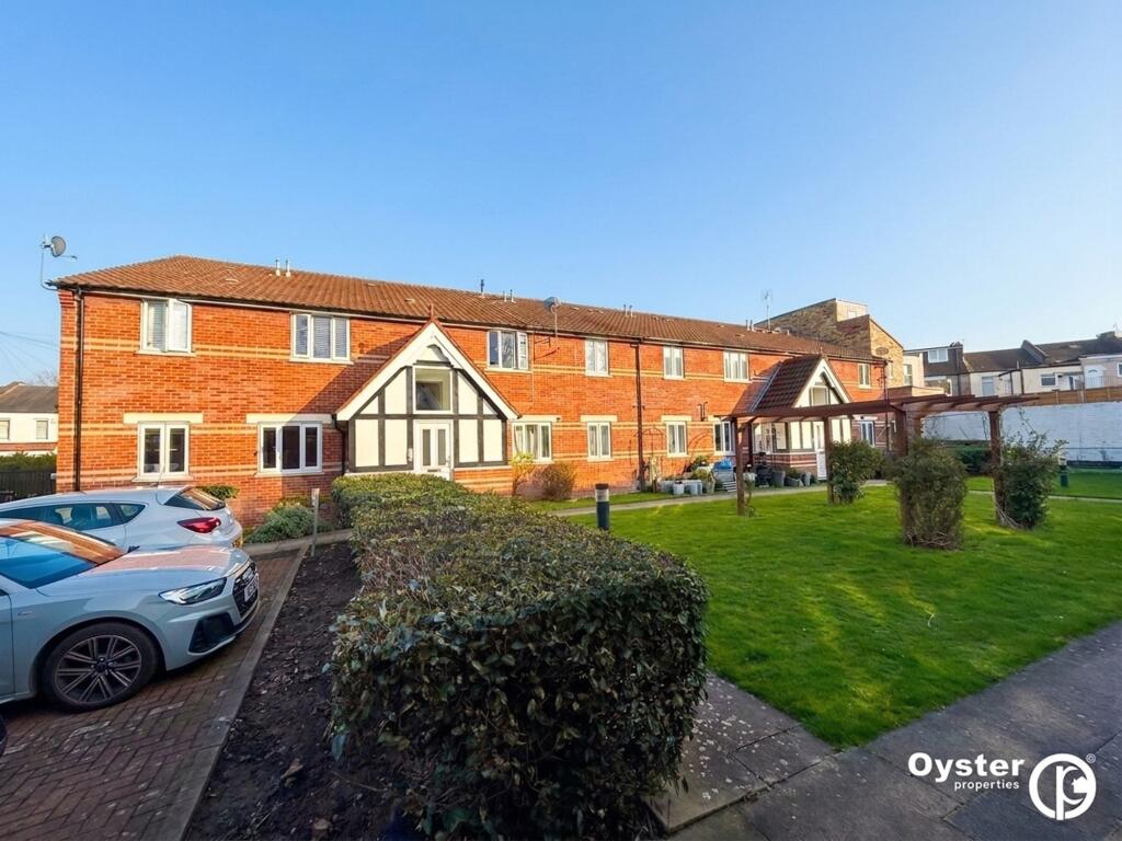 Main image of property: Haynes Close, London, N11