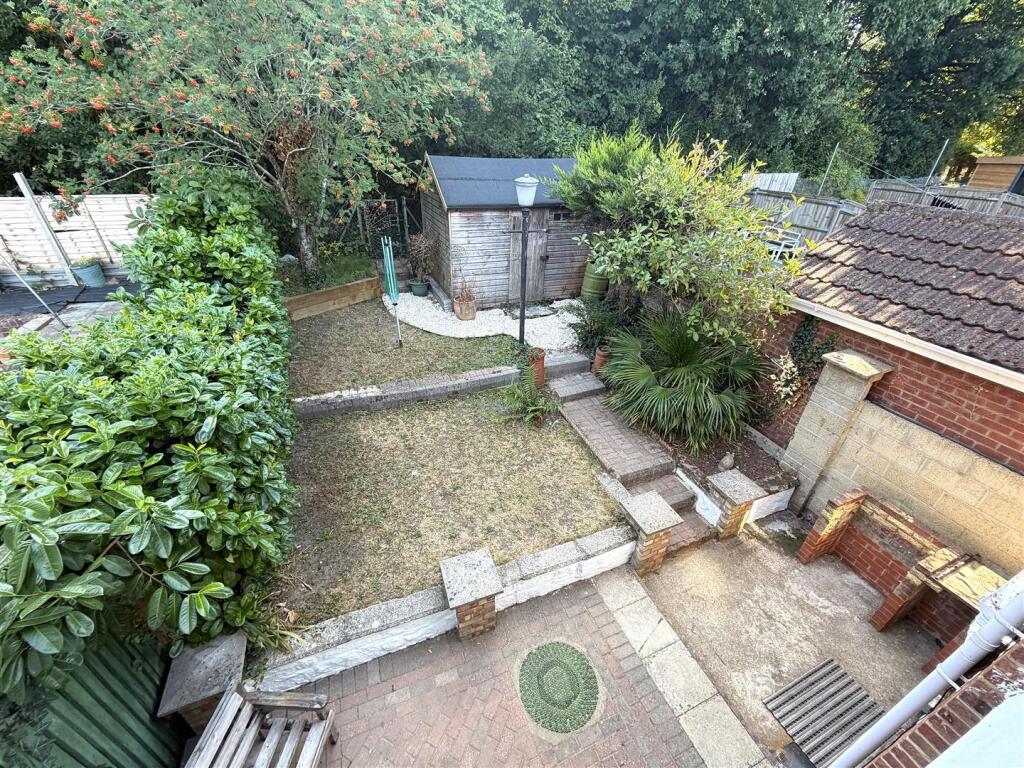 Property photo 11