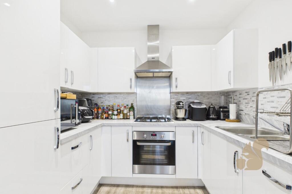 Apartment in Chelmsford - View 3