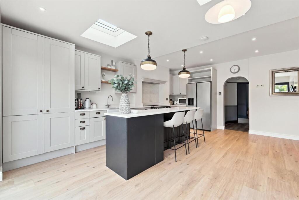 House in Chelmsford - View 2