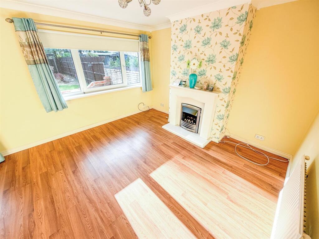 House in Northampton - More