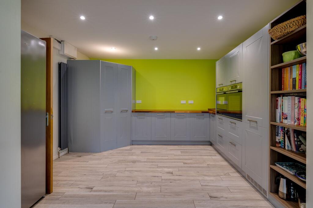 74, Lache Lane, Chester, CH4 photo 2